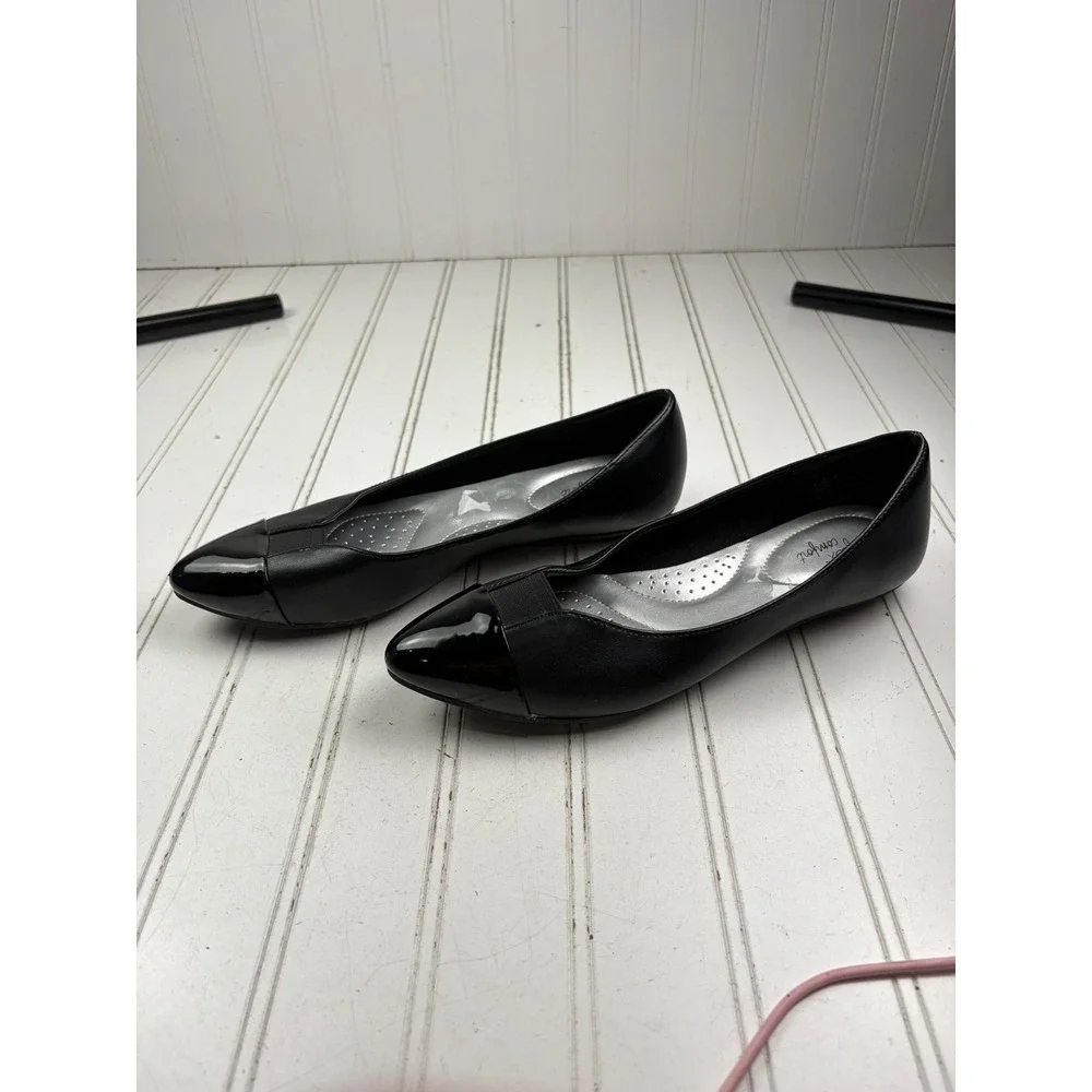 DEX FLEX by Payless Darla Pointed-Toe Black Leather Flats Women's Size 7